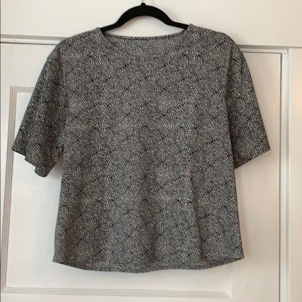 Lululemon crop top